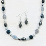 Fashion Black and White Glass Bead Necklace and Earring Set