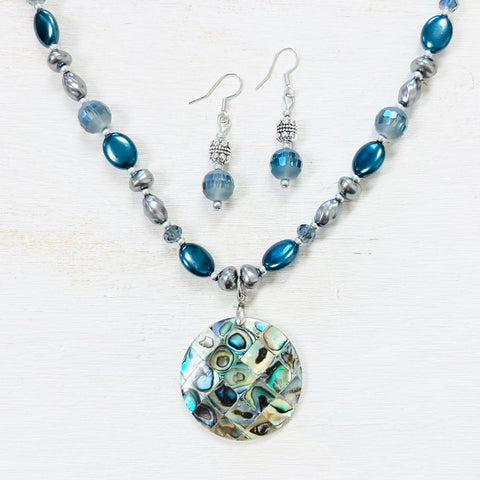 Fashion Abalone Shell Necklace and Earring Set