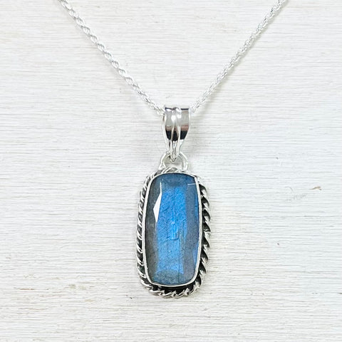 Sterling Silver Faceted Labradorite Necklace