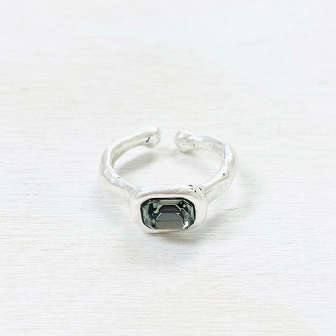 Fashion Silver Tone Dark Stone Ring
