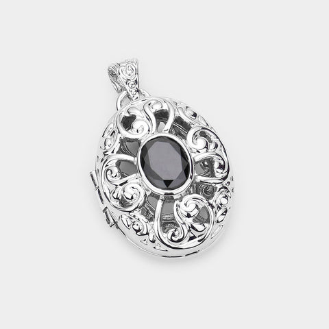 Fashion Oval Filigree Locket Necklace