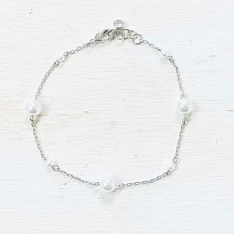 Fashion Silver Tone Pearl Bracelet