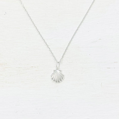 Sterling Silver Princess Collection Sea Shell Necklace