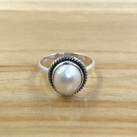 Sterling Silver Pearl Ring with Twist