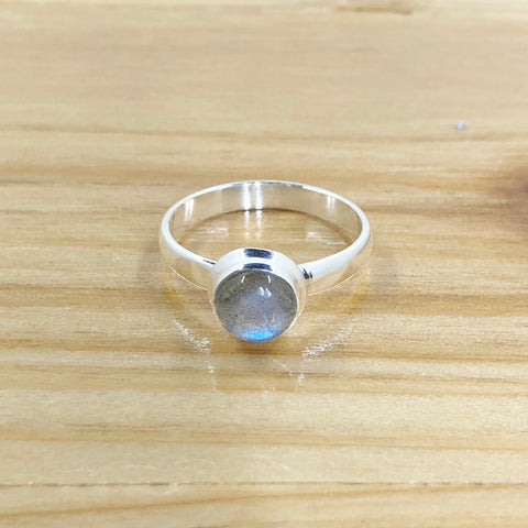 Sterling Silver Circle Labradorite Ring