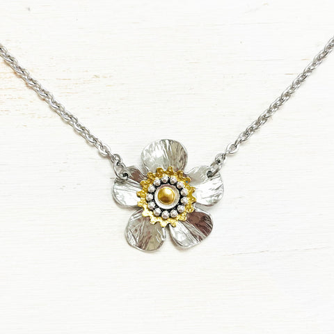 Pewter Flower Fashion Necklace