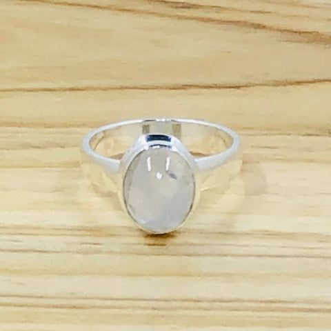 Sterling silver Moonstone ring with medium oval-size 8